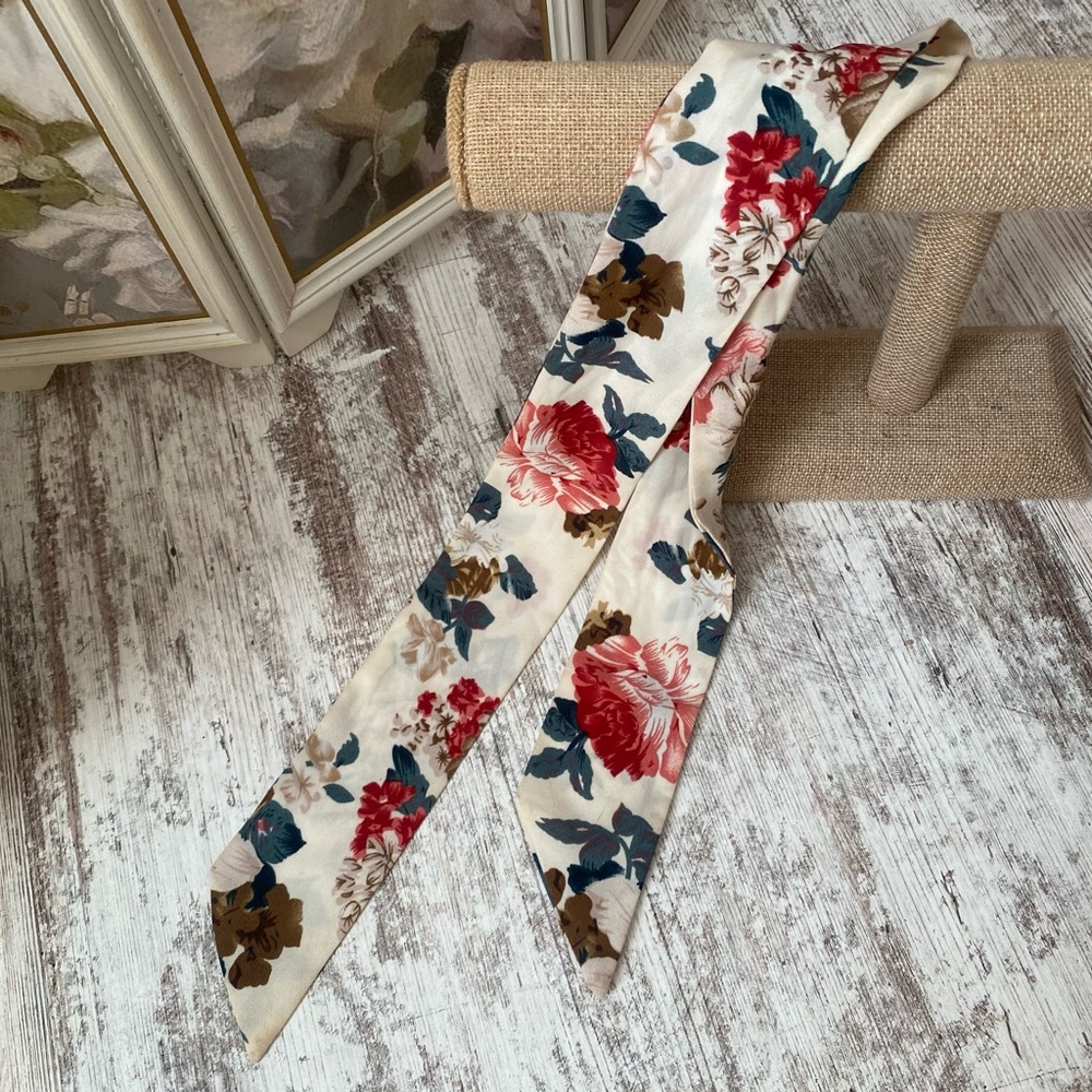 Vintage Shabby-Chic Floral Hair Ribbon